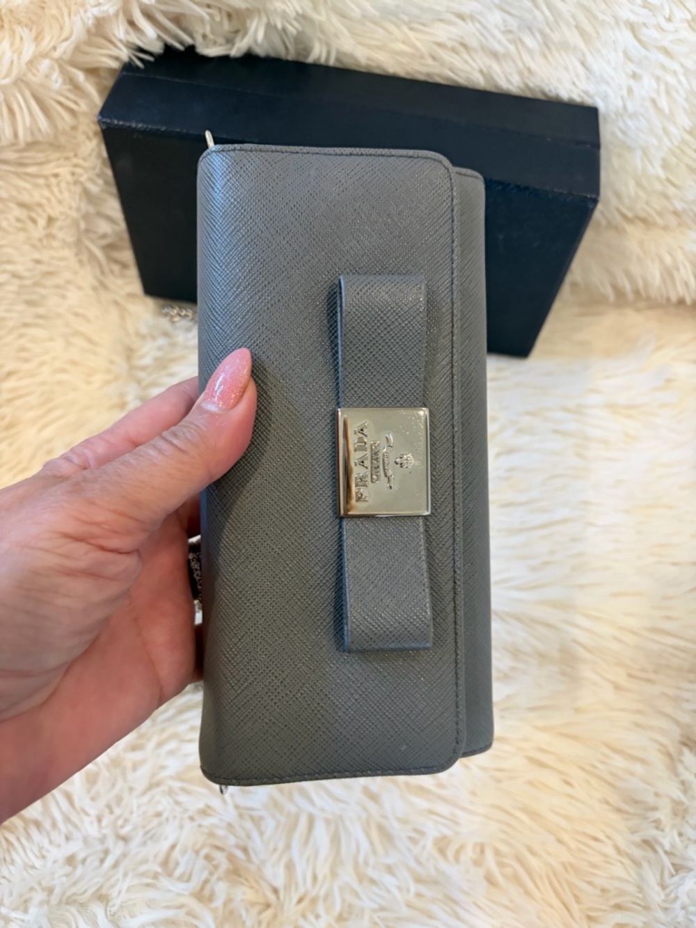 PRADA SAFFIANO LEATHER WALLET ON UNBRANDED CHAIN - Picture 2 of 6